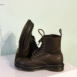 Dr. Martens 1460 Pascal Virginia Lace-Up Boots